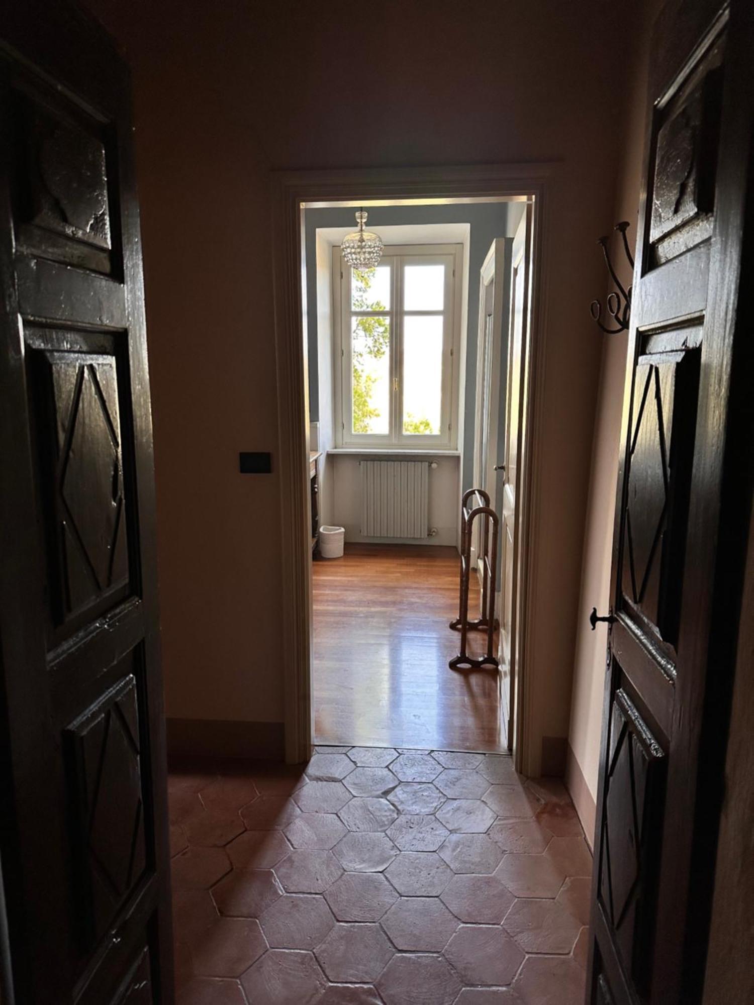 Castello Di Coazzolo Bed & Breakfast Neive Bagian luar foto