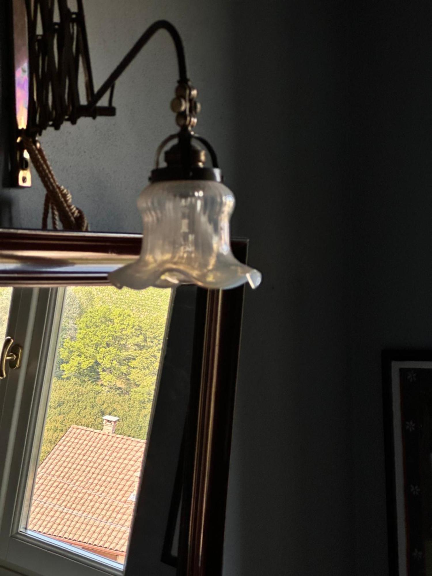 Castello Di Coazzolo Bed & Breakfast Neive Ruang foto