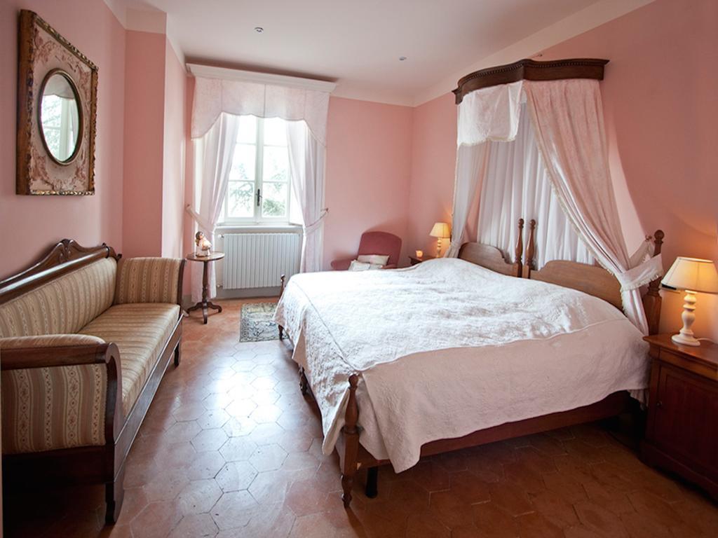Castello Di Coazzolo Bed & Breakfast Neive Ruang foto